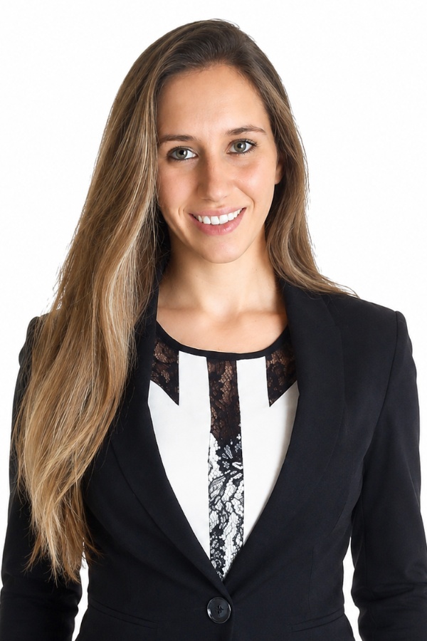 Cruise Brothers Travel Agent Lorena Lagos Lee